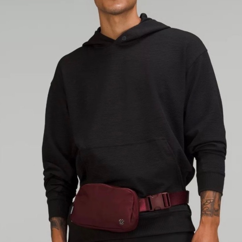 NFS💢 LULULEMON EVERYWHERE BELT BAG - Picture 15 of 15